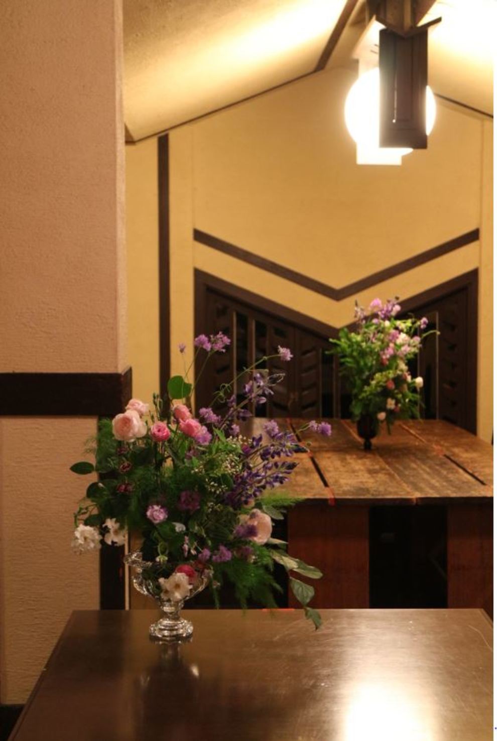 F.L.ライトの建物で花を活ける「Décoration Florale―デコラシオン　フローラル【芸術文化】