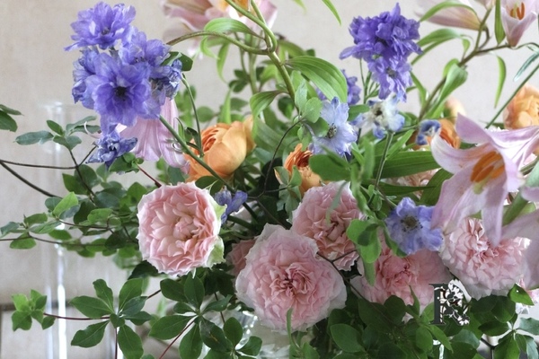 New2026年春期「亮子さんのフラワーレッスン」ステップクラス　土曜午前　ーお花のある生活ー