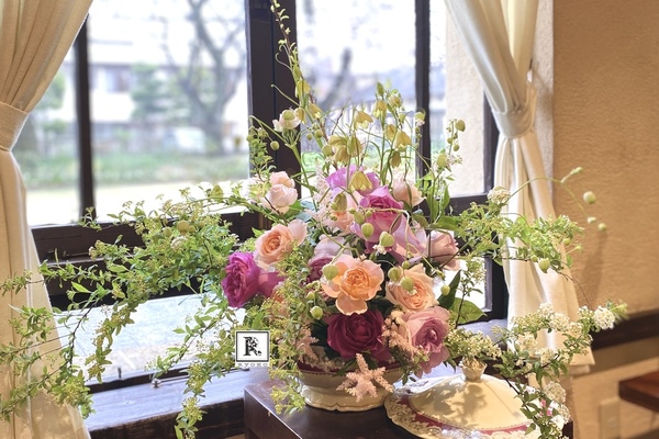 亮子さんのフラワーレッスン展示発表会　3月19日（木）「明日館を飾る」